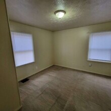 3208 N Bolton Ave in Indianapolis, IN - Building Photo - Building Photo