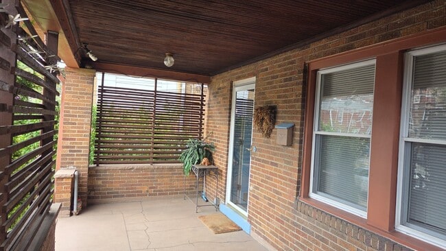 1233 Brookline Blvd in Pittsburgh, PA - Building Photo - Building Photo