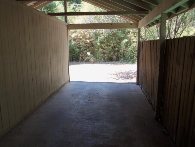 6014 Westcreek Dr-Unit -westcreek#A in Austin, TX - Building Photo - Building Photo