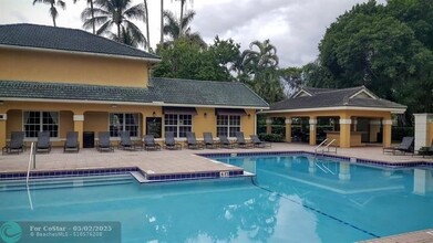 4025 W McNab Rd in Pompano Beach, FL - Building Photo - Building Photo