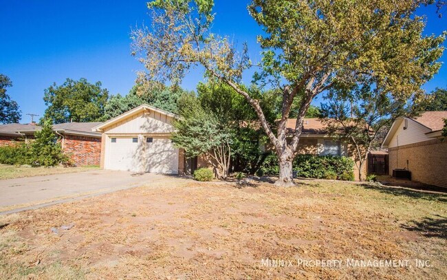 4912 58th St in Lubbock, TX - Foto de edificio - Building Photo