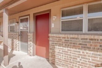 1310 53rd St in Lubbock, TX - Building Photo - Building Photo