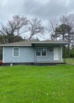 228 15th Ave SW in Birmingham, AL - Building Photo