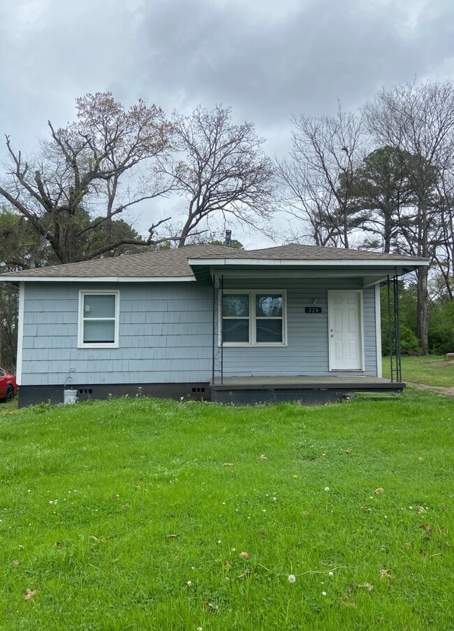 property at 228 15th Ave SW