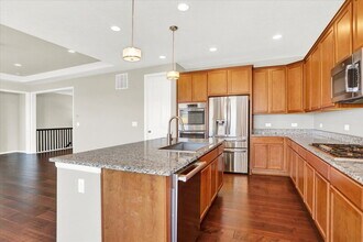 7576 Oasis Dr in Castle Rock, CO - Foto de edificio - Building Photo