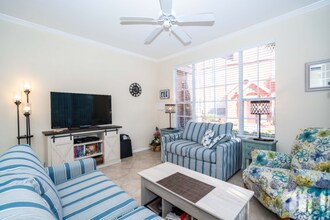 10442 White Lake Ct in Tampa, FL - Building Photo - Building Photo