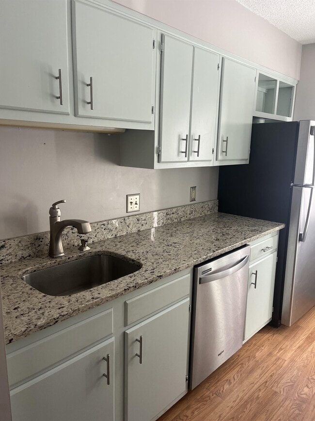 59 Highwood Dr in Franklin, MA - Building Photo - Building Photo