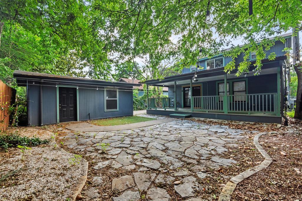 204 Caney St in Austin, TX - Building Photo