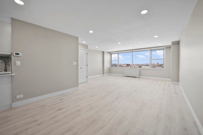 151 Tremont St in Boston, MA - Building Photo - Building Photo