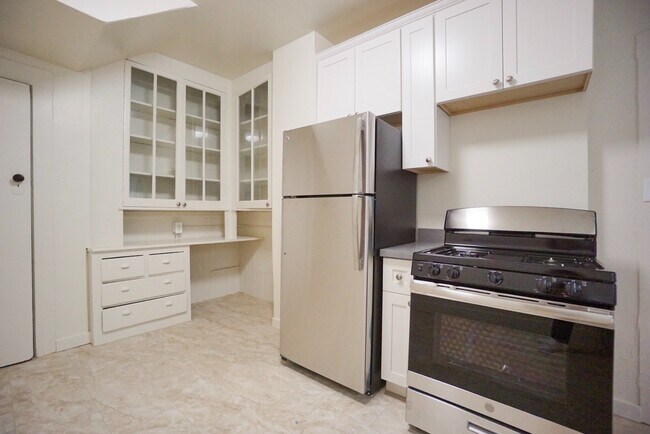 1223-1229 7th Ave in San Francisco, CA - Building Photo - Building Photo