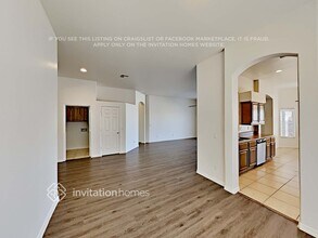 660 S Lawson Dr in Apache Junction, AZ - Foto de edificio - Building Photo