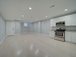 1022 Park Rd NW in Washington, DC - Building Photo - Building Photo