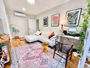 3 Garden Ct, Unit 4 in Boston, MA - Building Photo - Building Photo