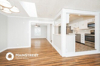 9106 Talitha Dr, Unit 1 in Louisville, KY - Building Photo - Building Photo