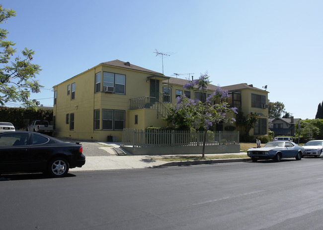 4468 W 2nd St in Los Angeles, CA - Foto de edificio - Building Photo