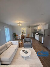 11763 Somerset Ave, Unit B in Princess Anne, MD - Building Photo - Building Photo