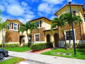 9363 SW 227th St in Cutler Bay, FL - Building Photo - Building Photo
