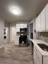 5114 Palisade Ave, Unit 15 in West New York, NJ - Building Photo