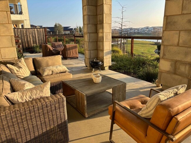 2282 Solace Vis in Fairfield, CA - Building Photo - Building Photo