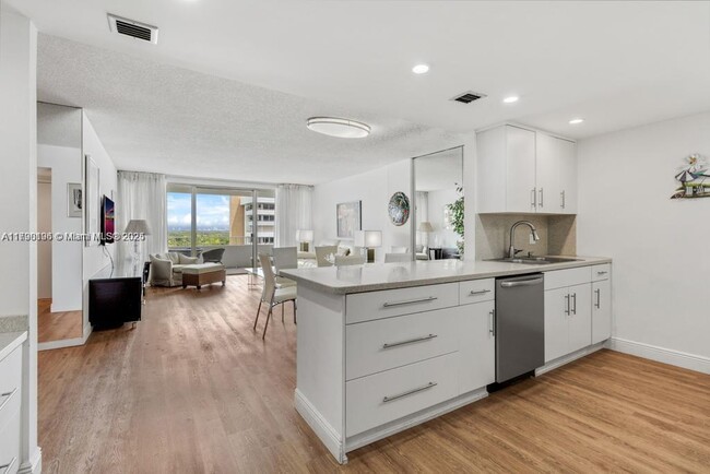 property at 199 Ocean Ln Dr