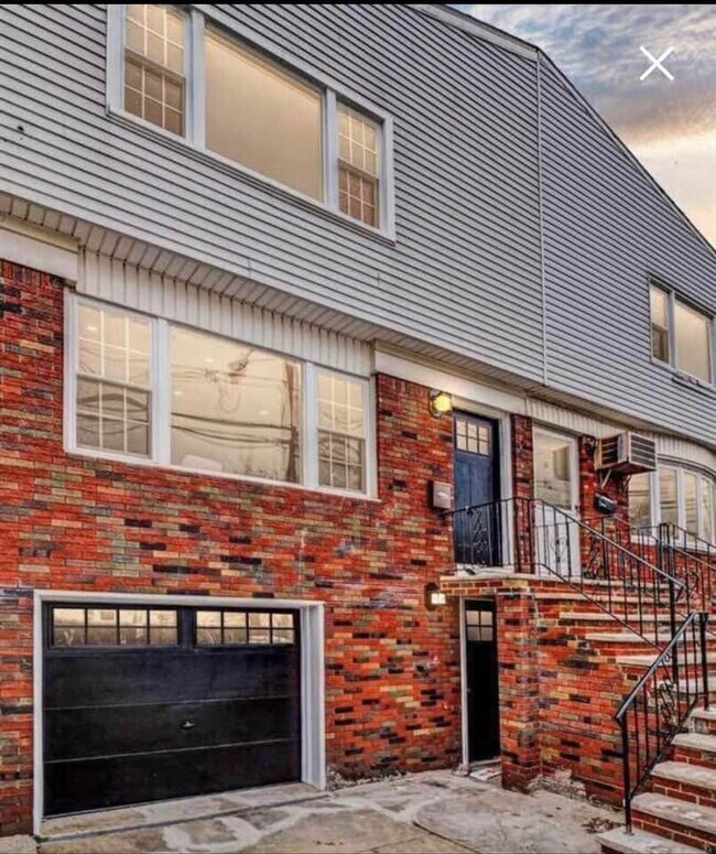 43 Alan Ter, Unit 2 in Jersey City, NJ - Building Photo - Building Photo