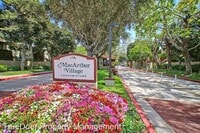 1040 W MacArthur Blvd