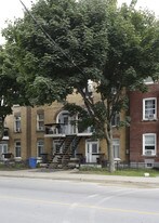 3711-3721 de Verdun in Montréal, QC - Building Photo