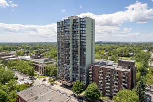 Z-5999 in Montréal, QC - Building Photo