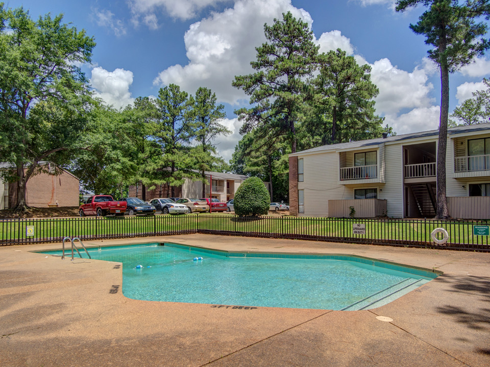 Woodlake in Memphis, TN - Foto de edificio