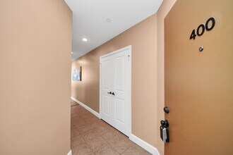 2203 Dorrington St in Houston, TX - Foto de edificio - Building Photo