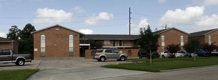 Georgetown Apartments in Baton Rouge, LA - Building Photo - Building Photo