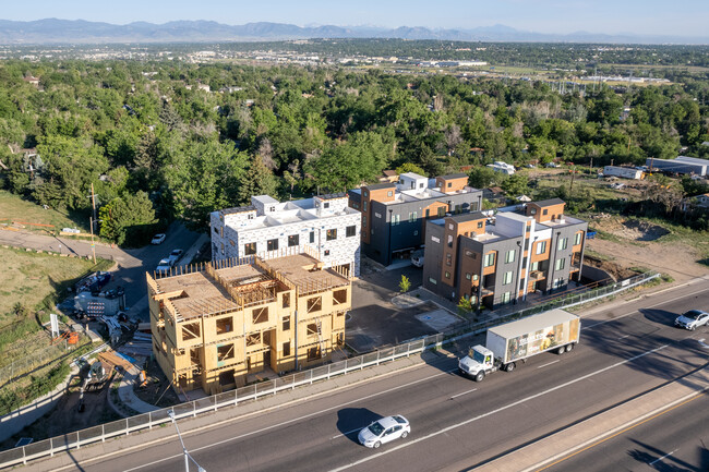 3005 W 53rd Ave in Denver, CO - Building Photo - Building Photo