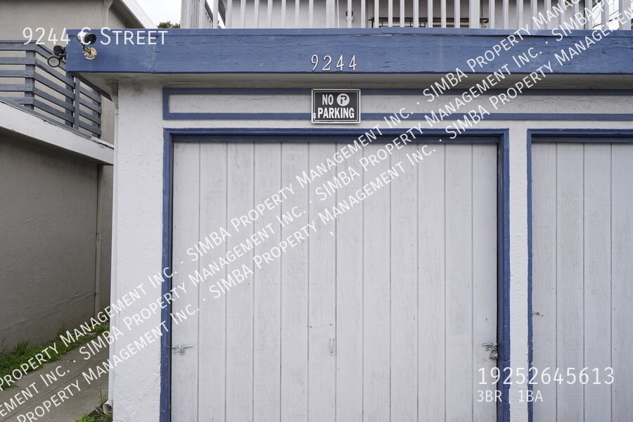 9244 C St in Oakland, CA - Building Photo