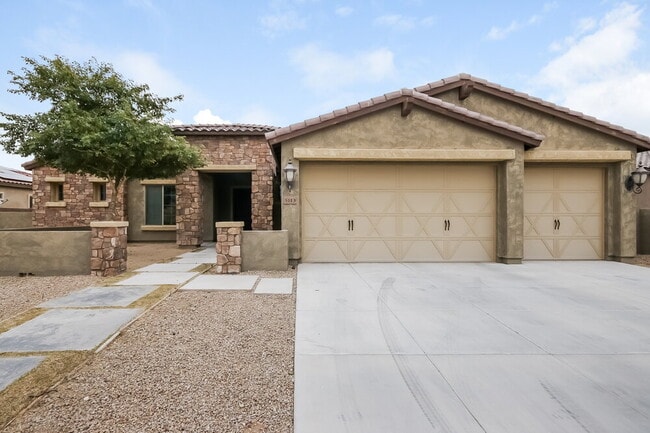 property at 5113 N 194th Dr