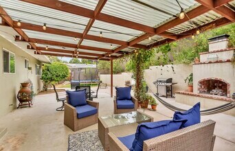 9235 Camino Paz Ln in La Mesa, CA - Building Photo - Building Photo