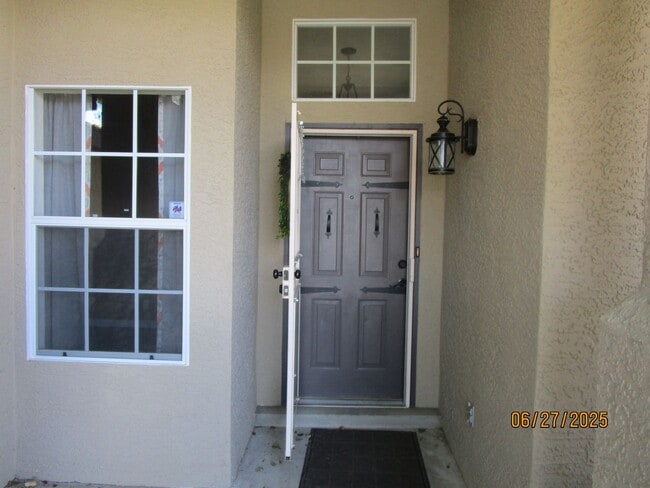property at 8135 Corte Del Viento NW