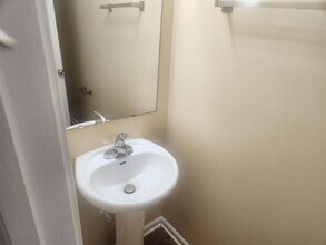 1204 Topp Creek Dr in Indianapolis, IN - Building Photo - Building Photo