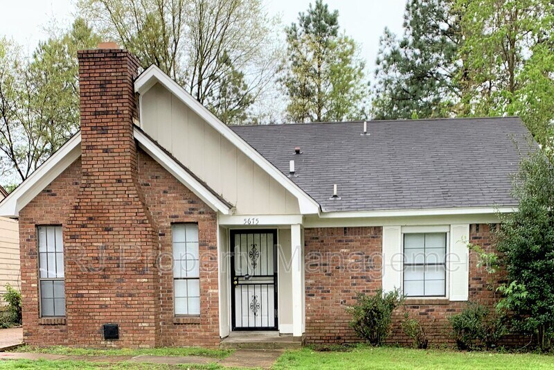 5675 Maple Tree Dr in Memphis, TN - Foto de edificio