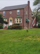 1253 Circle Dr in Arbutus, MD - Building Photo