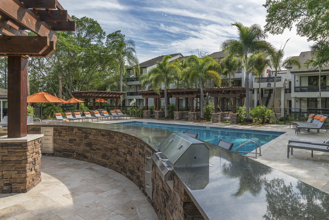 Banyan Bay in Coconut Creek, FL - Foto de edificio - Building Photo