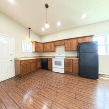2801 1st St in Des Moines, IA - Foto de edificio - Building Photo