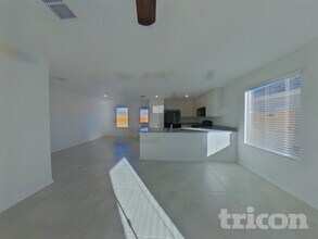 2504 Bunkerton Dr in Fort Worth, TX - Foto de edificio - Building Photo