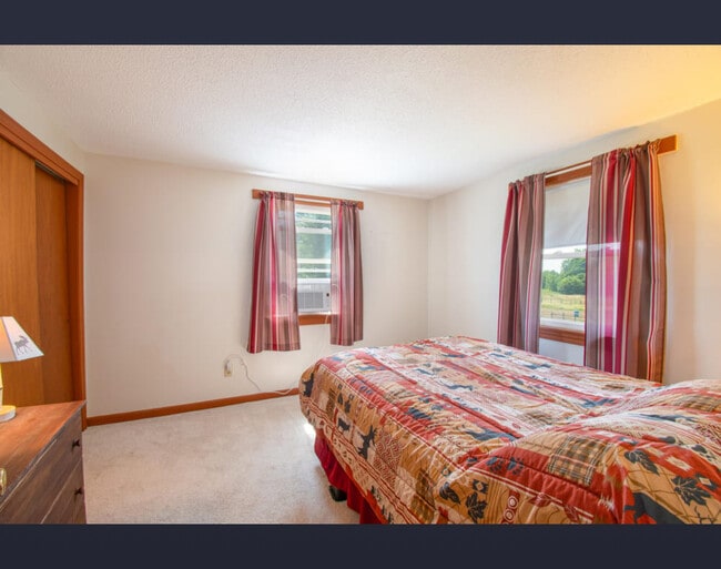 property at 57 Edgecomb Rd