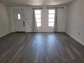 6410 Tralee Ave in New Port Richey, FL - Building Photo - Building Photo