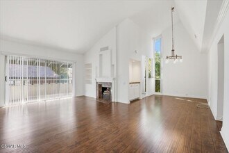 31505 Lindero Canyon Rd in Westlake Village, CA - Building Photo - Building Photo