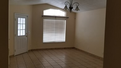 3056 Festival Dr W in West Valley City, UT - Building Photo - Building Photo