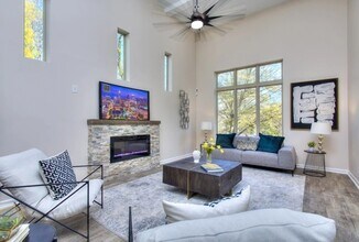 1657 Richard Allen Dr in Decatur, GA - Building Photo - Building Photo