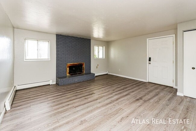 property at 2840 Montebello Dr W