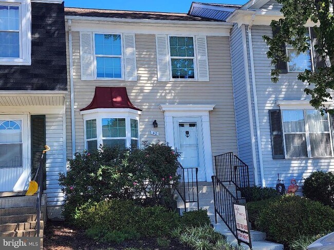 property at 42 Southall Ct