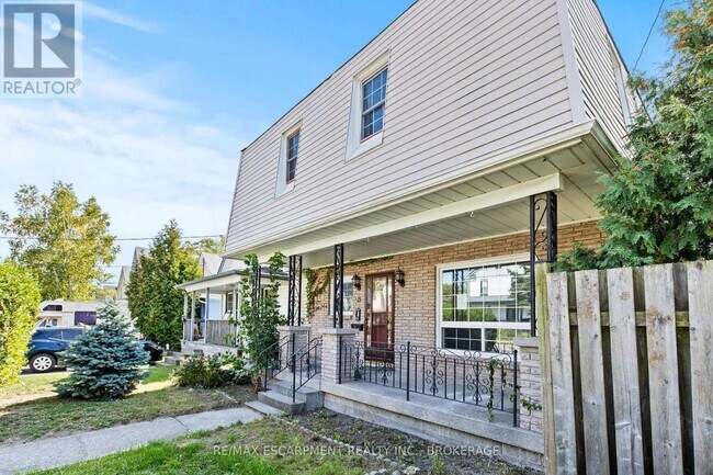 15 McCormick St in Welland, ON - Building Photo - Building Photo